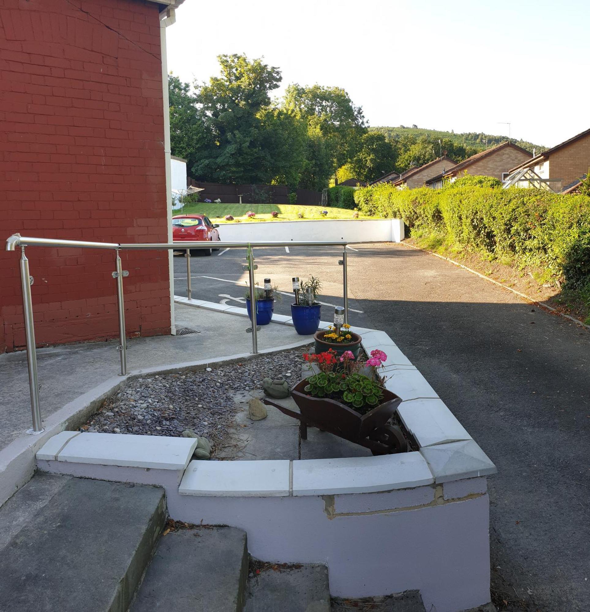 Ty Castell Guest House Caerphilly Exterior foto