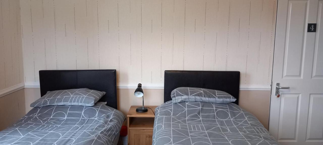 Ty Castell Guest House Caerphilly Exterior foto